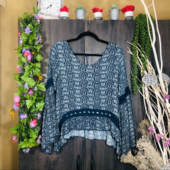 _🌼3/$30🌼Vintage Havana Printed Long Sleeve Open Back Top Medium - Picture 2 of 16